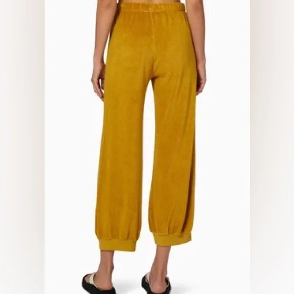 Suzie kondi high waist harem pants in velour mustard - Picture 3 of 16